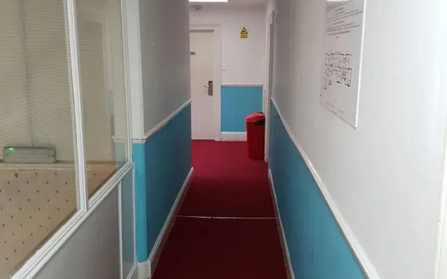 Smart Sea View Brighton Hostel