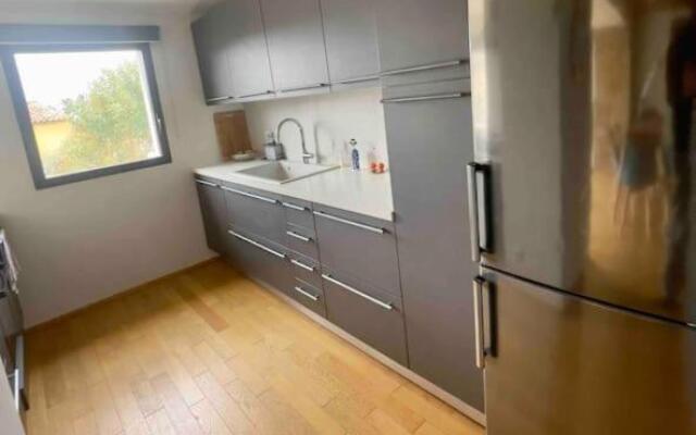 Maison avec piscine chauffée à 15mn de la plage