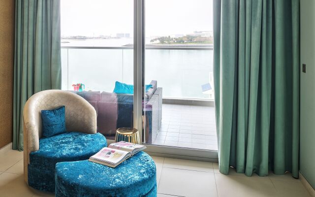 Luxury Staycation - Azure Residences