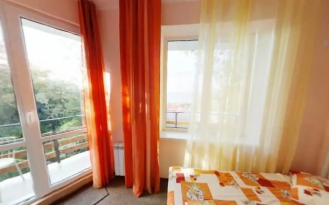 Guest House Villa Nadezhda