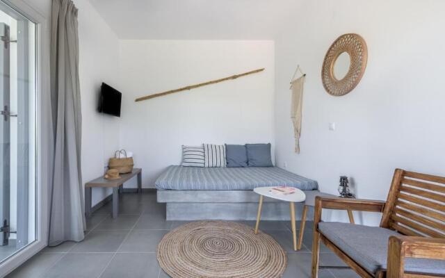 Milos Swell Suites I