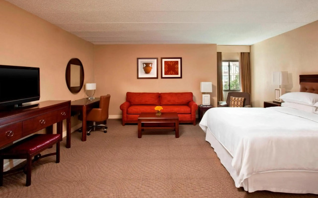 Sheraton Framingham Hotel & Conference Center