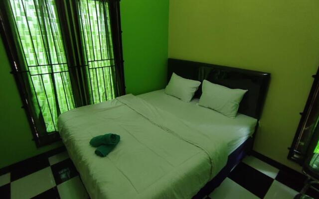 RedDoorz near RSUD Kebumen 2