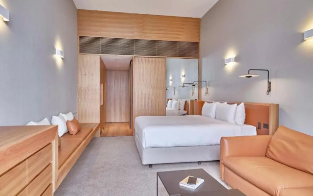 Wonil Hotel Perth - Handwritten Collection