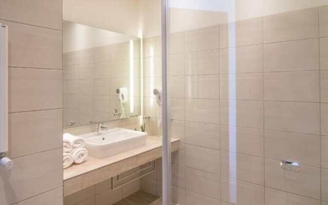 Hotel Arkadia Jelcz-Laskowice