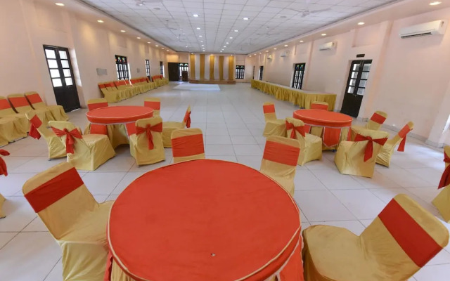 Garh Govind Hotel & Resort