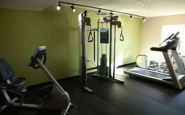 AmericInn by Wyndham McAlester