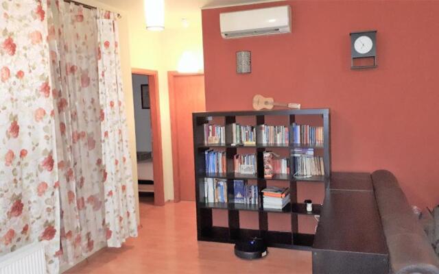 2H Apartment