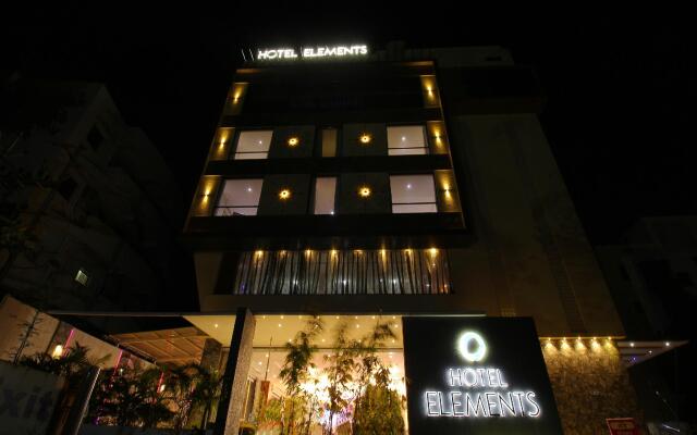 Townhouse OAK Hotel Elements