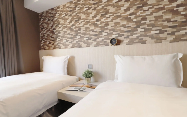 Talmud Hotel Yizhong