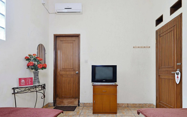 ZEN Rooms Antapani Syariah