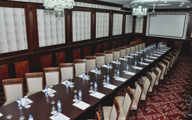 Baku İnn Hotel