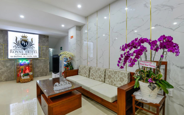 Royal Hotel – Lobby – Ho Chi Minh City