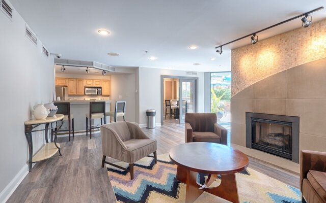 National at Ballston Place