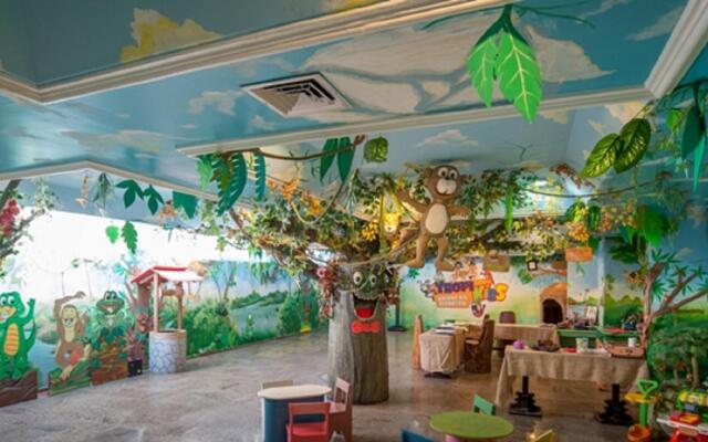 Tropical Executive Hotel