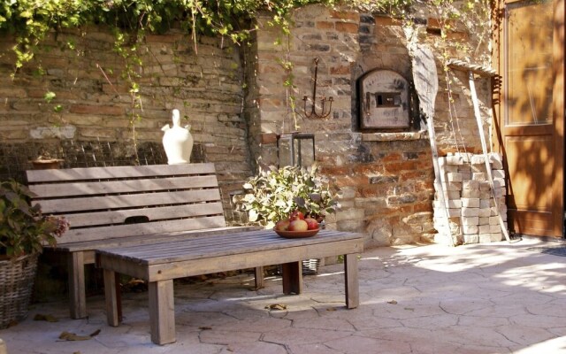 Charming 2-bed Apartment in Petritoli