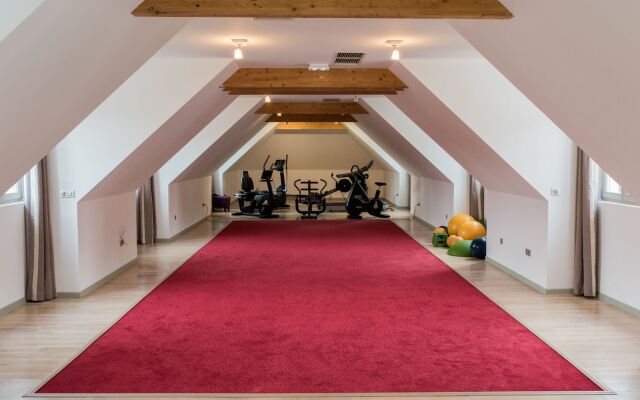 Mercure Maintenon
