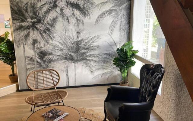 greet Hotel Villeneuve La Garenne