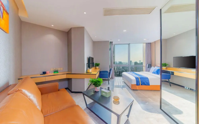 Cloudy International Apartment