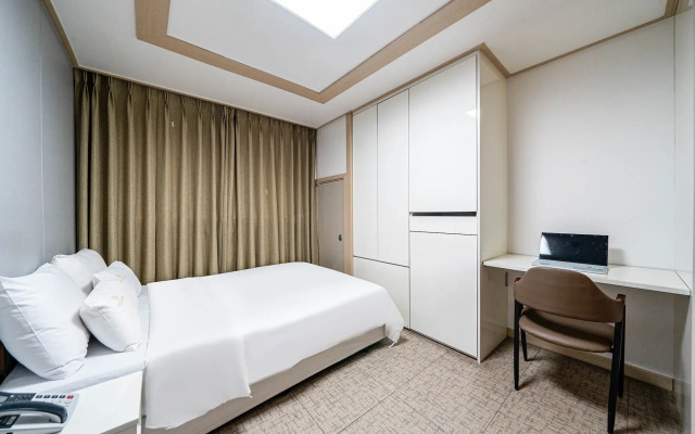Residence Hotel LINE