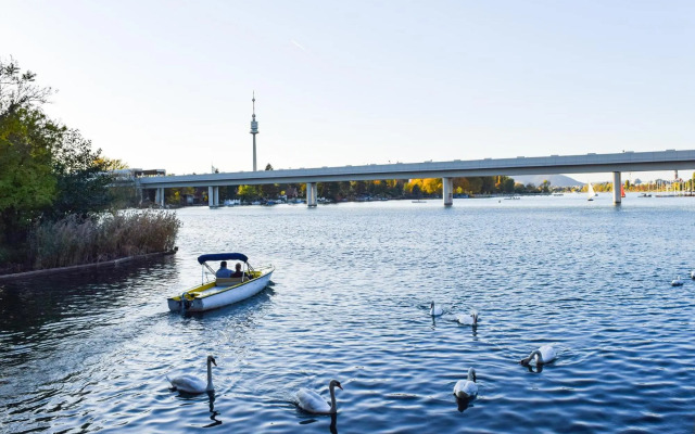 Brand New Apartment, Top Location-Near VIC/Danube