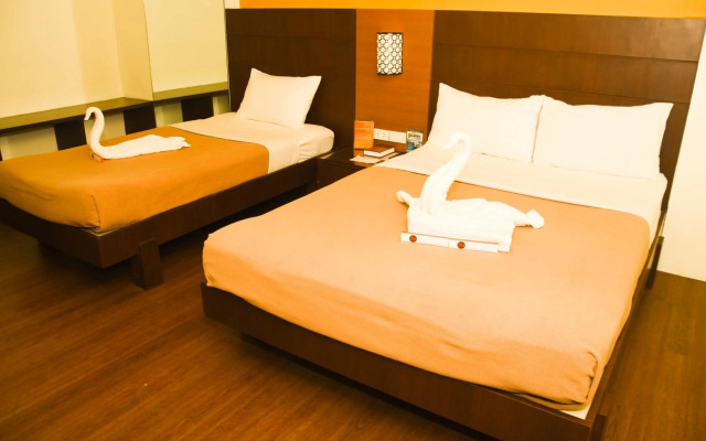 Tacloban Plaza Hotel