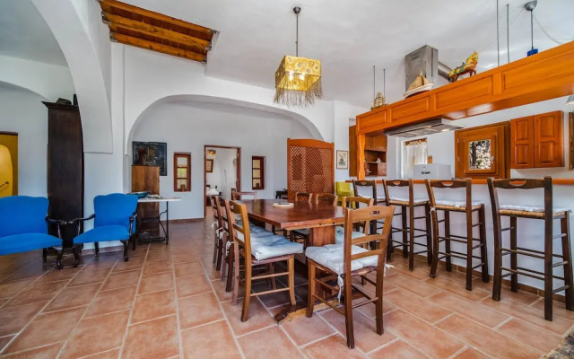 Rosepepper Villa