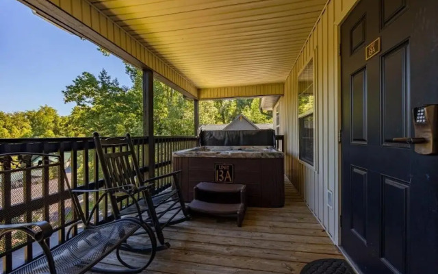 Briarstone Lodge Condo 13A - Two Bedroom Condo