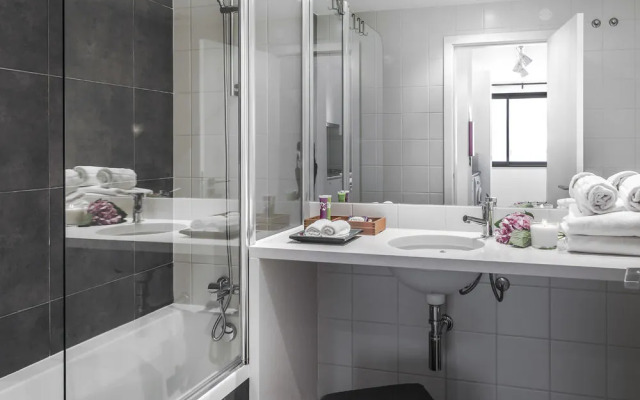 LX4U Apartments