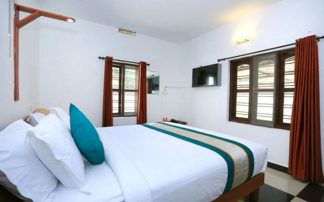 Hotel River Moon by OYO Rooms