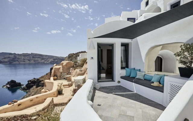 Blue Art Caves