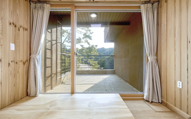 Geumgangsong Ecorium