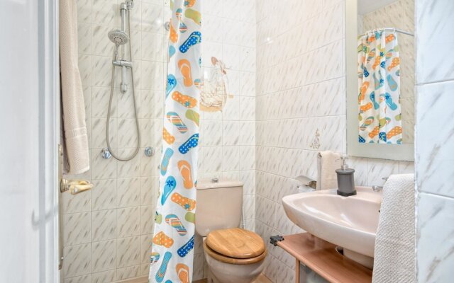 Dona Sofia - Fuengirola Promenade Apartment With Stunning Sea Views, Wifi