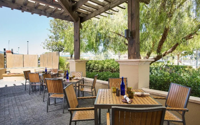 Juniper Hotel Cupertino, Curio Collection by Hilton