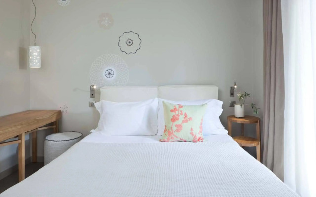 COCO-MAT Hotel Nafsika
