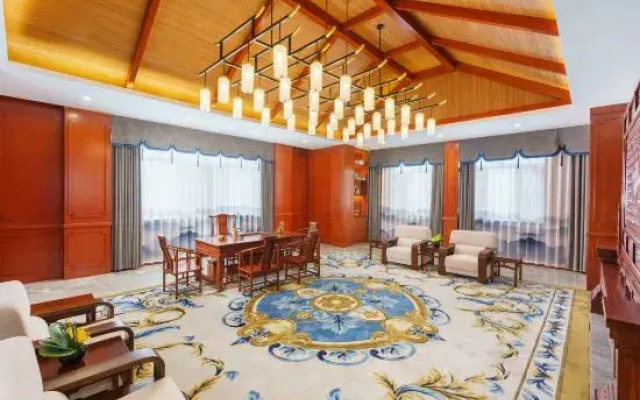 Hotels in Chimsar Wheatfield