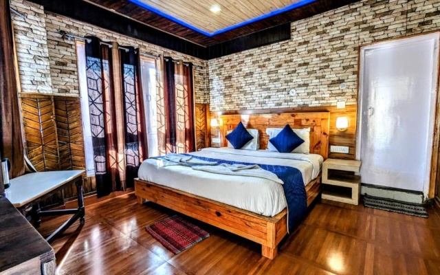 OYO 12782 Hotel Sweet Home – Guest Rooms – Nainital