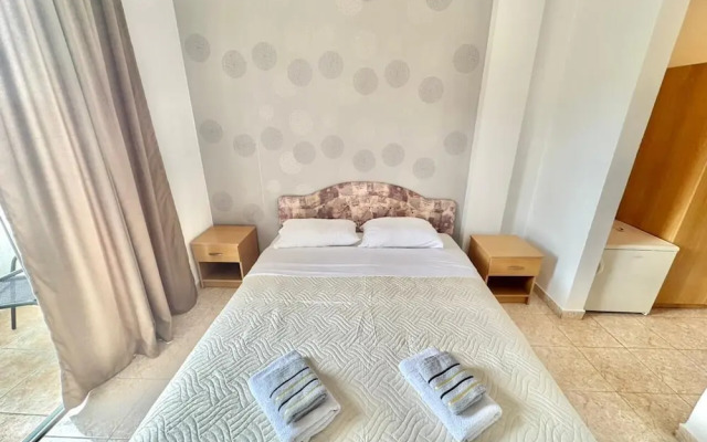 B&M Holiday Rooms