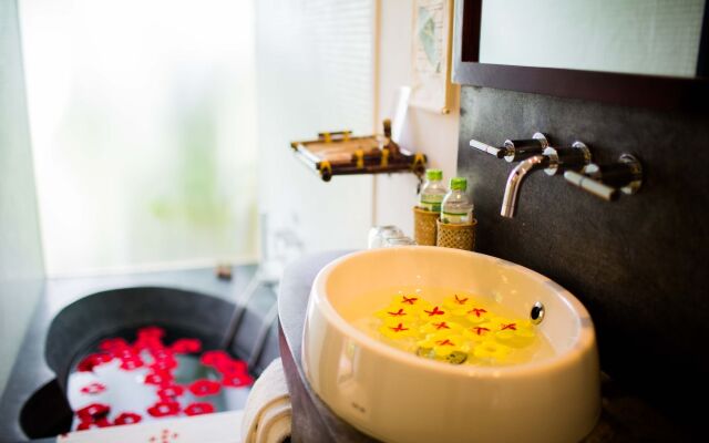 Hue Riverside Boutique Resort & Spa