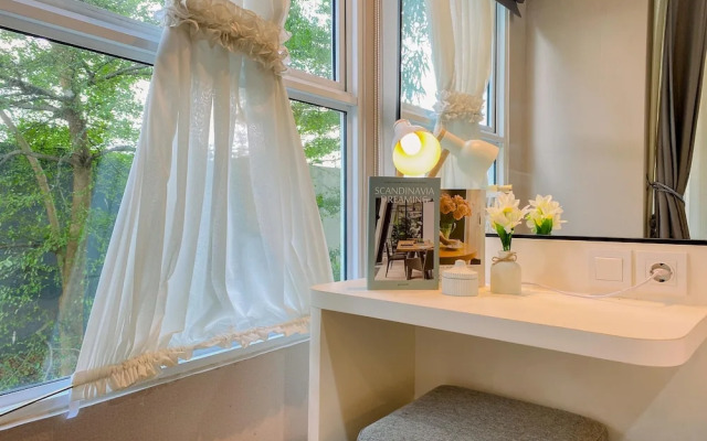 Comfy And Good Place Studio Citra Living Apartment