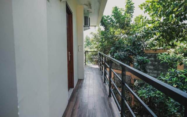 RedDoorz Premium @ Permata Baloi Green