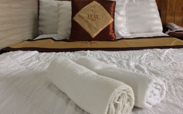 Ly Ly Hotel