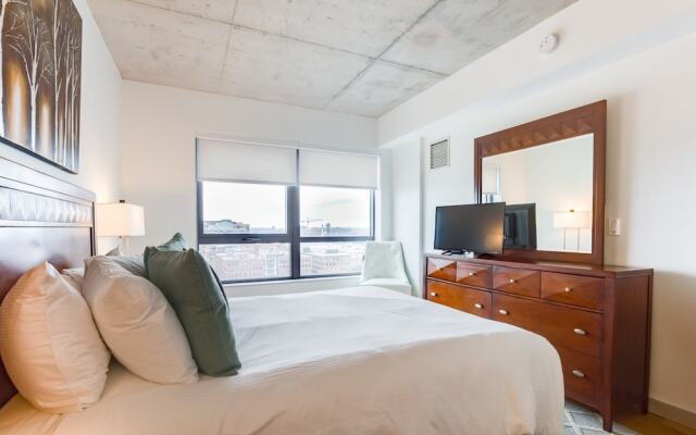 Global Luxury Suites at Seaport