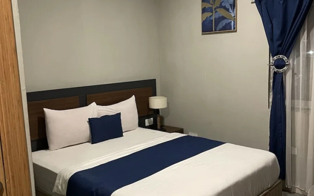 Midway Hotel