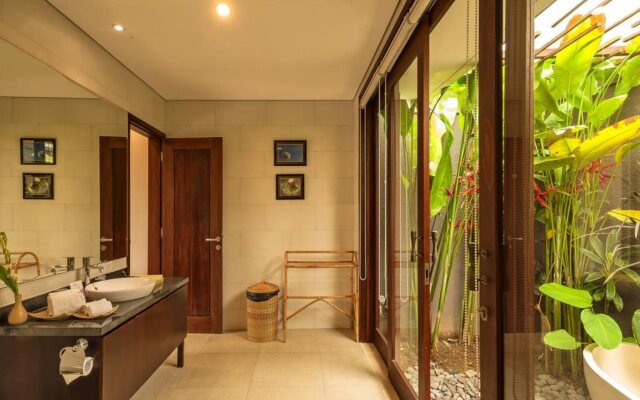 Aksata Villas Tibubeneng