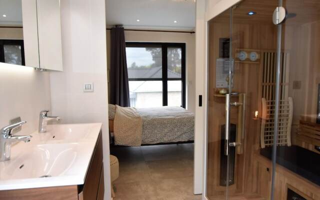 Modern Holiday Home in Maasmechelen With Sauna