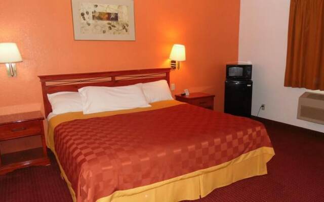 American Inn & Suites