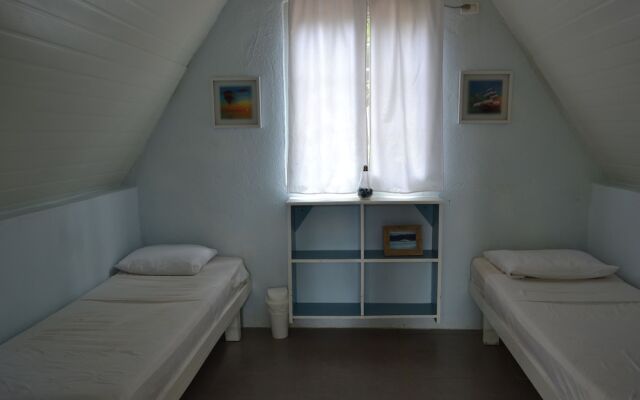 Tipi Hostel