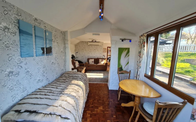 OYO Lavender House Hotel