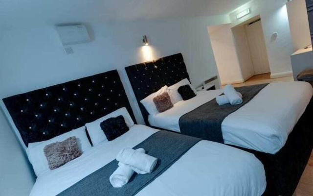 Dukes Street Apartment Hotel